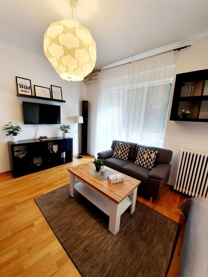 Ultracentral Apartments Букурещ Екстериор снимка